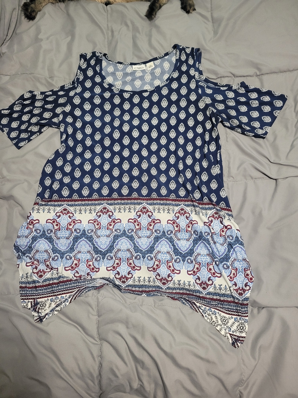 Cato Navy and White Cold-Shoulder Printed Tunic with Red Accents